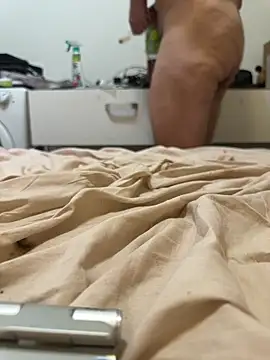 kotkite live cam