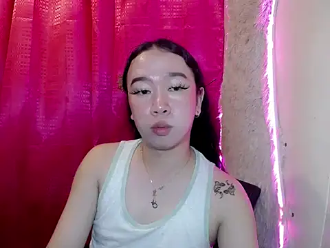 rhea_angel13 (T young) - new here cumshot with me