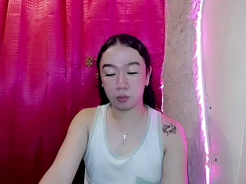 rhea_angel13 (T young) - new here cumshot with me