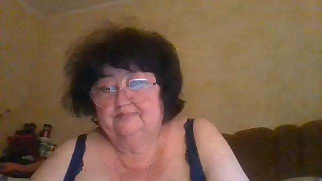 MilaSky5303 live cam on StripChat