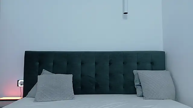 AnnaBenet live webcam show