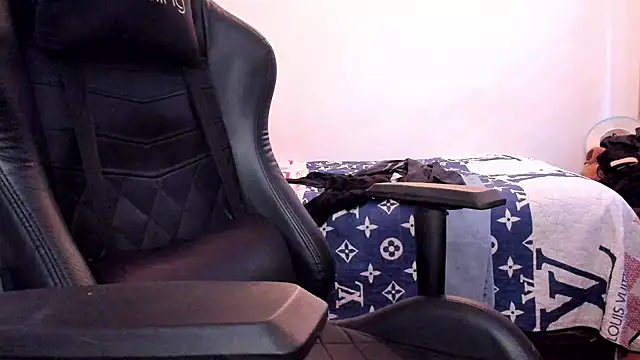 Tommy_Bred webcam