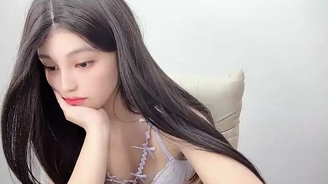 jiangjiang2005 (F teen) - 温柔情绪稳定小莉深夜调教