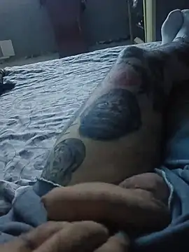 Keimax79 live cam on StripChat