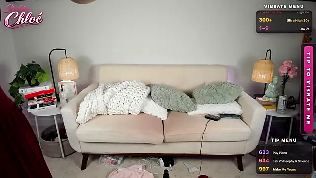 itschloelaurent live webcam show