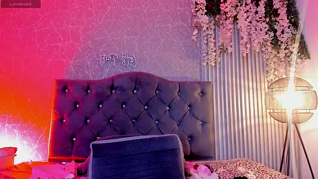 lana_gill1 live cam on StripChat