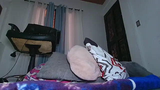 s-sweett live webcam