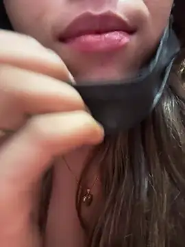 Miss_Pretty011 live cam on StripChat