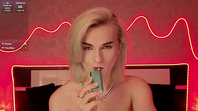 cutesexyblondee live cam on StripChat