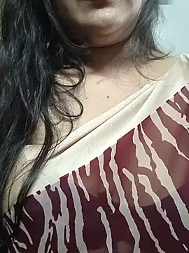 AgniPriya live cam on StripChat
