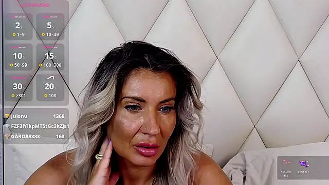 ginabear - GinaBear's free webcam - UK Sex Cams