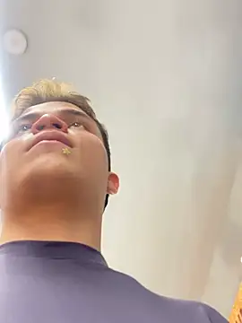 _Leo_Boy webcam