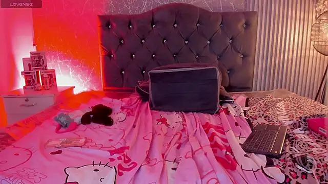 lana_gill1 - Lana_gill1's free webcam - UK Sex Cams
