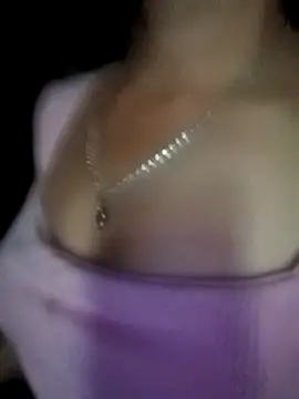 Heryy_xx live cam on StripChat