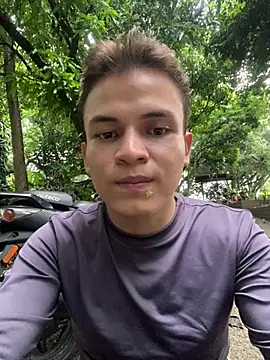 _Leo_Boy webcam