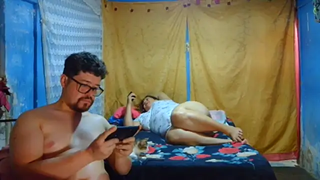 pecadodulce123 live cam on StripChat