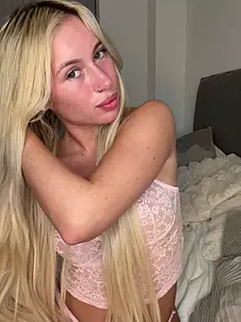 SexySaraxxoo
