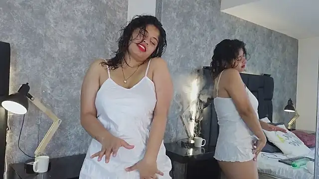yeral2017 live cam on StripChat