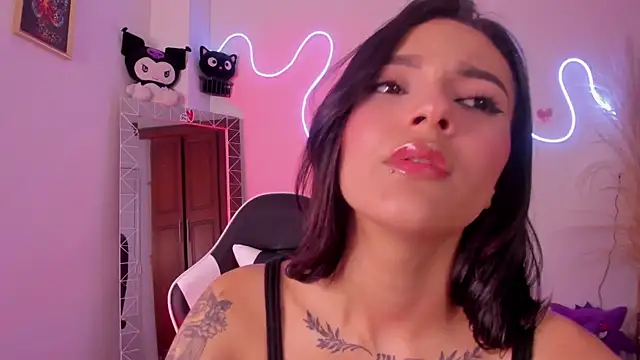 CarolineEvanss_11