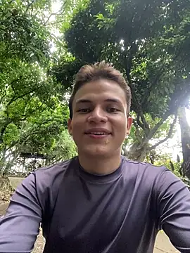_Leo_Boy webcam