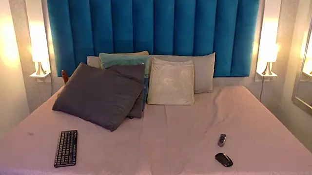 madisonsmiith - Madisonsmiith's free webcam - UK Sex Cams