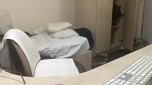 coach-karl live cam on StripChat