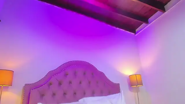 Mia_Culpa live sex cam