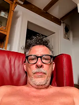 cuchacho's live room