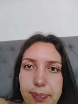 Bella_Karoline webcam