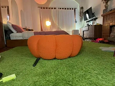 GennaJames webcam
