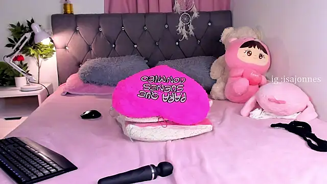 isajonnes18 (F young) - bye bye blouse and skirt