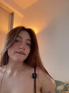 anavi_ (F young) - play cute tits