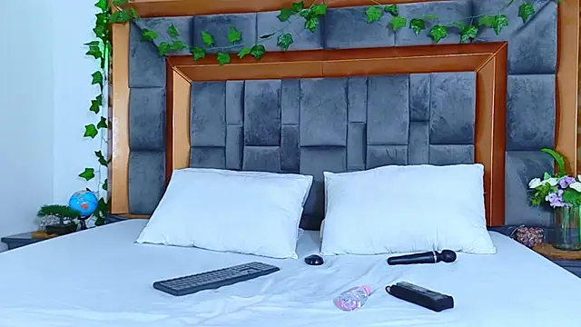 coralharrinson (F young) - 🔥Unlock kisses🔥