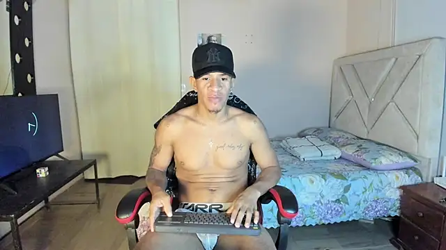 Toptony22 webcam