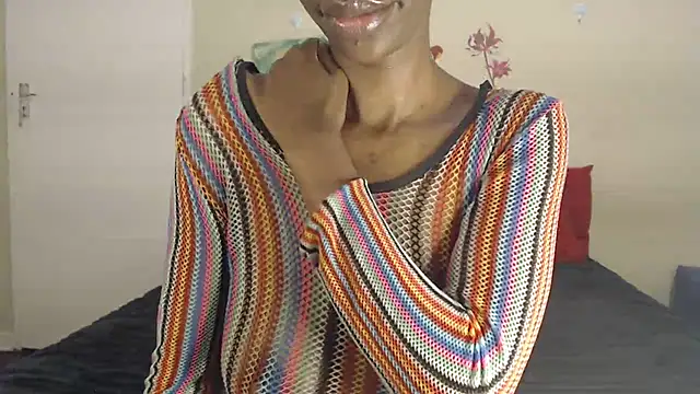 Blacktittiex02 webcam