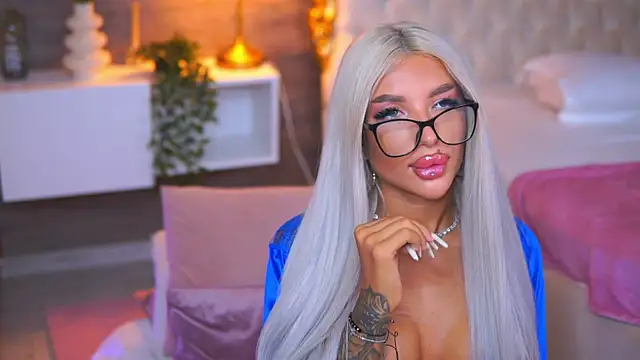 juicy_jessye (F teen) - take it like a good girl😈