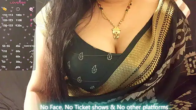anu__reddy (F milf) - towel show