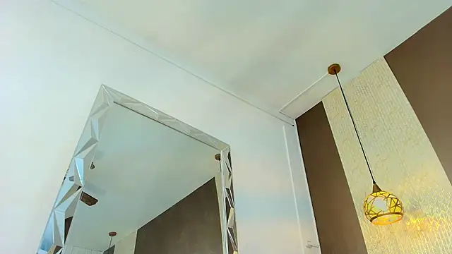 tiifany_baker (F young) - Rub + fingers in my pussy 💝
