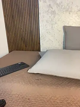 Mistt_Mia webcam