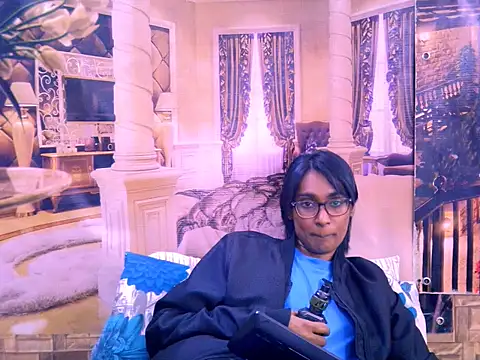 IndianRebel4u2Luv webcam