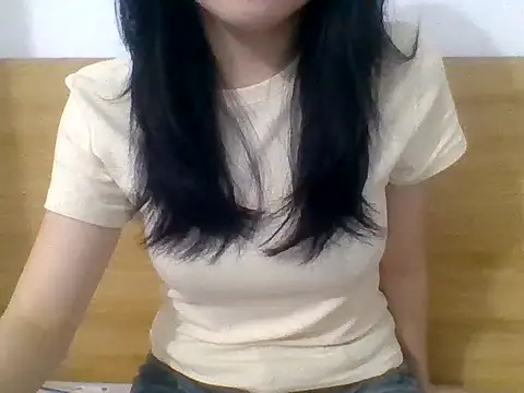 kiraa-007 webcam