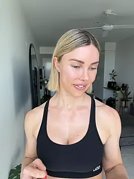 raeparks (F milf) - Squats 🍑
