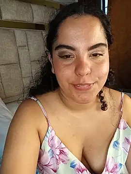 NicolleOverton webcam