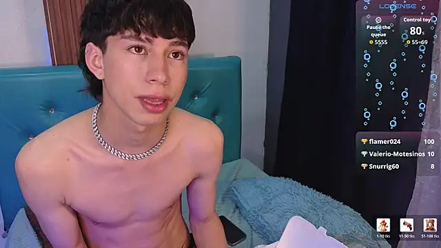 kael_prince (M twink) - Finger my ass while i jerk off 😏
