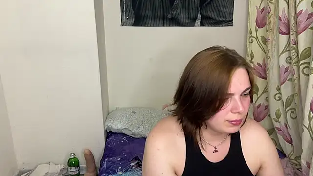 LadyHotHotXz webcam