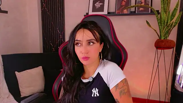 EmmyEvans1 webcam