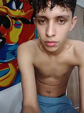 Alayn_sexy_ayes