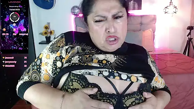 Keyla01_ live cam on StripChat