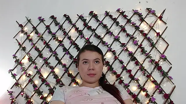 Samantha_Wallker live cam on StripChat