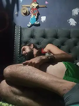 hairy_mannn live cam on StripChat